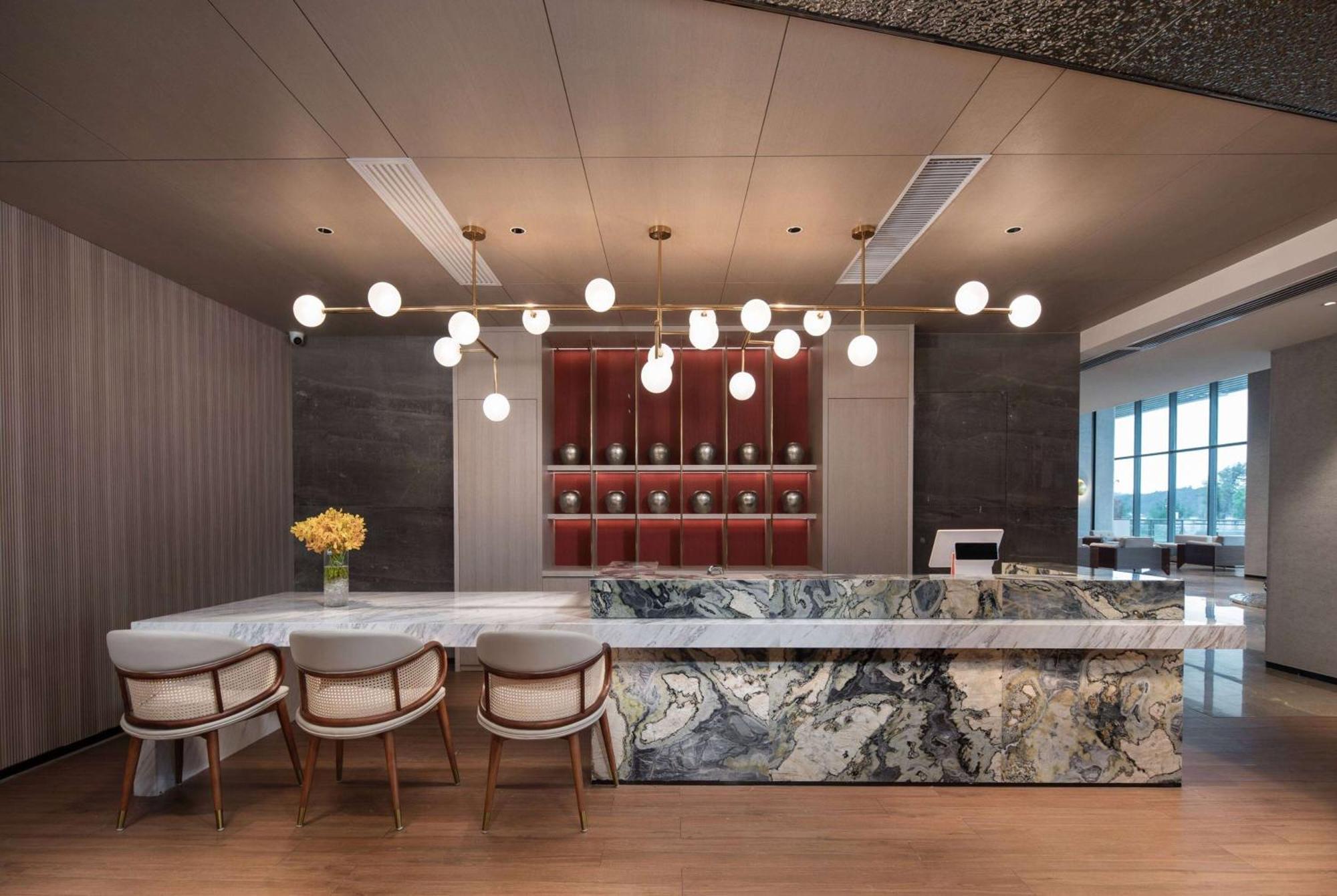 Ramada By Wyndham Huizhou Double Moon Bay Hotel Huidong Exterior photo